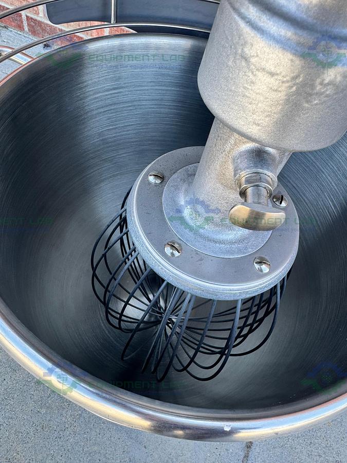 Used Hobart Legacy HL300 Planetary Floor Mixer 30 Qt, 3/4 HP, 120V
