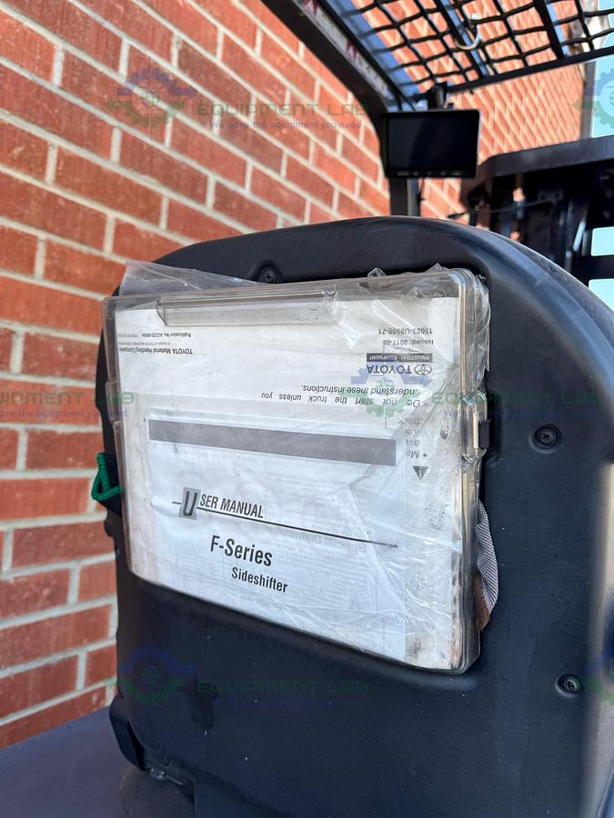 Used Toyota 8FBCU25 Electric Forklift 5000 lbs Capacity 4 Stage Mast w/ Charger