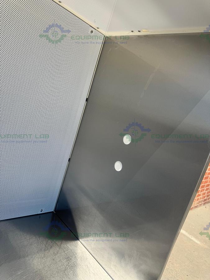 Used Thermo Forma 1856 Class 100 Horizontal Laminar Flow Clean Workstation 6 Ft