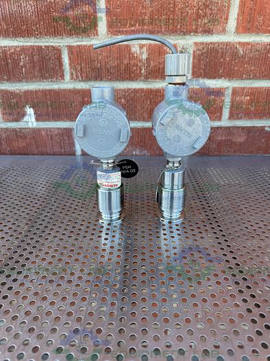 Used ITT 103-X-7814 Neo-Dyn Pressure Switch w/ Killark GEMC Aluminum Outlet Body