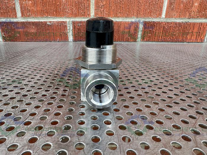 Used Hylok B4VF-8N Stainless Steel Valve w/ 1/2" NPT Threaded Fitting