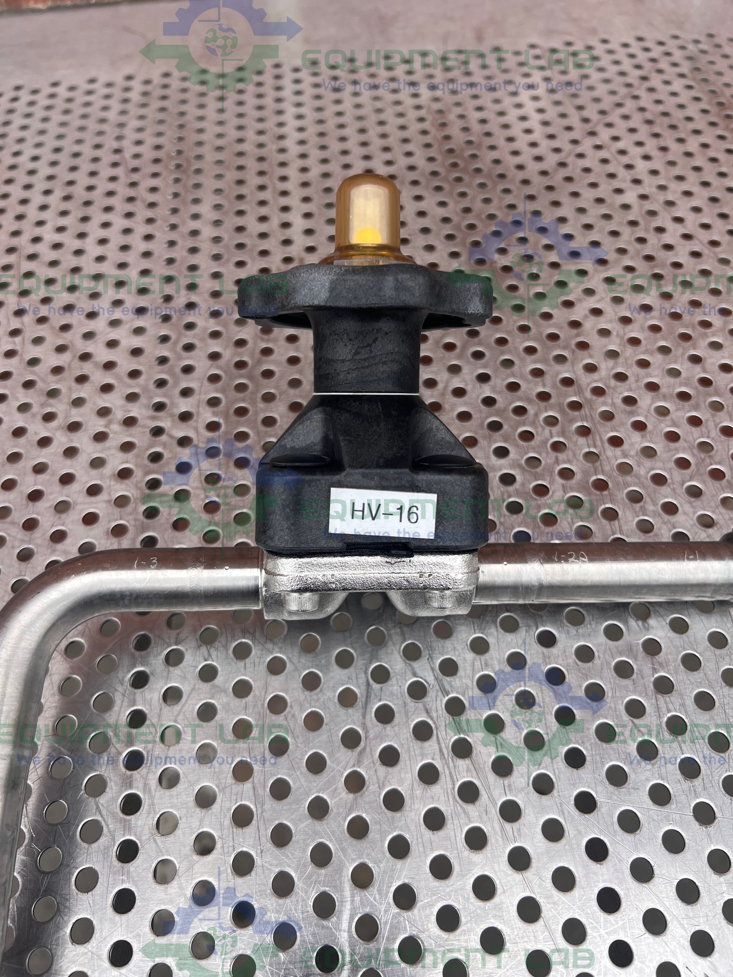 Used ITT Pure Flo .75-316L-SFV5 4 -Way Diaphragm Valve w/ 3/4" Sanitary Fitting