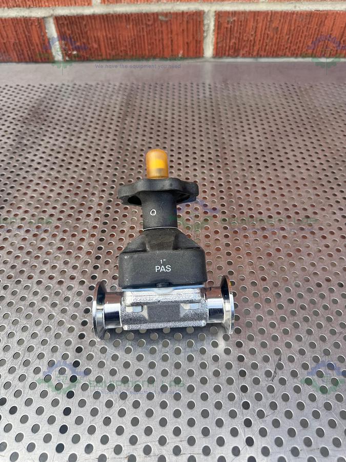 Used ITT Pure Flo RA25MAX Stainless Steel Diaphragm Valve w/  1" Sanitary Fittings