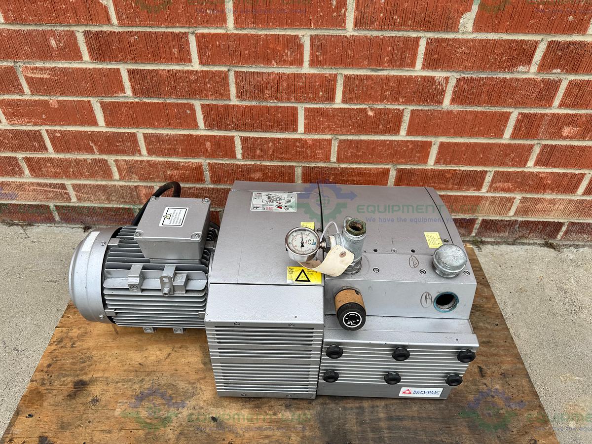 Used Republic  DRT-3100 Dry-Running Rotary Vane Vacuum Pump w/ Eurovac 5.5 kW Motor