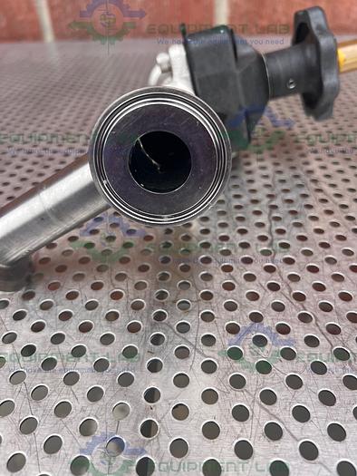 Used ITT Pure Flo 1-316L-SFV5-CWP150 3 -Way Diaphragm Valve w/ 1" Sanitary Fitting