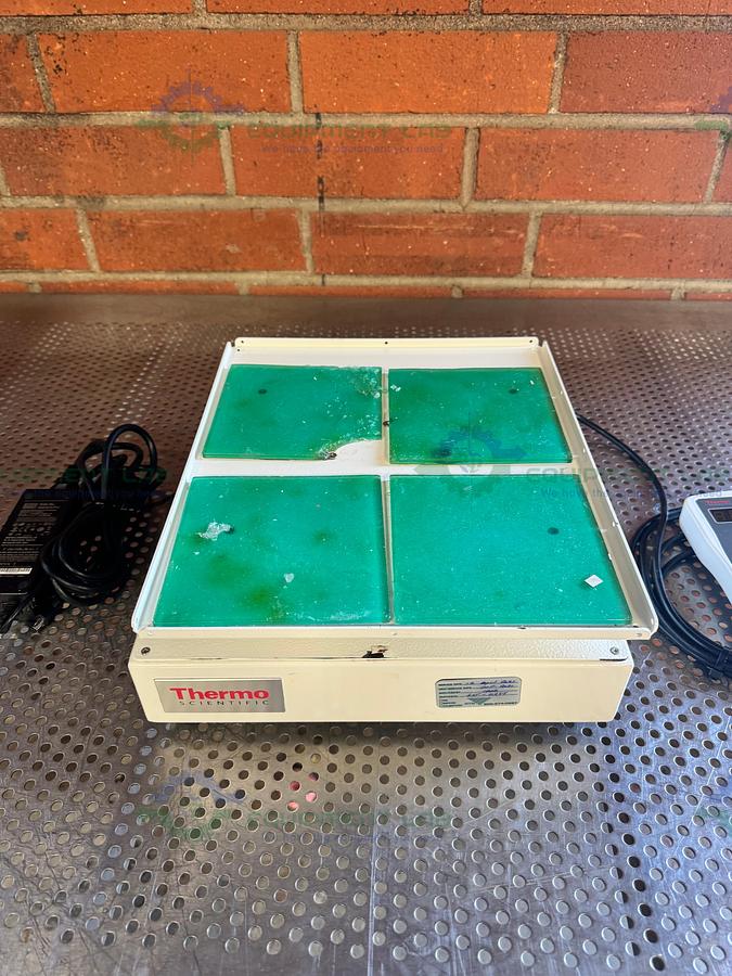 Used Thermo Scientific 88881101 MaxQ 2000 CO2 Plus Digital Orbital Shaker 19 mm Orbit