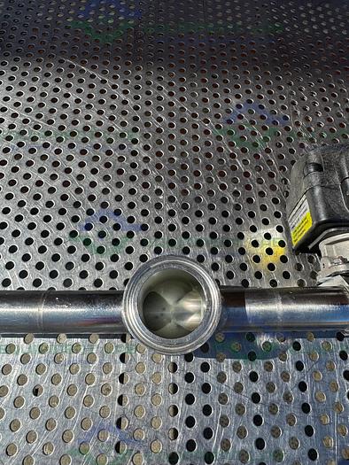 Used ITT Pure Flo 4 -Way Diaphragm Valve w/ 1 1/2" to 1" to 1/4" Sanitary Fitting