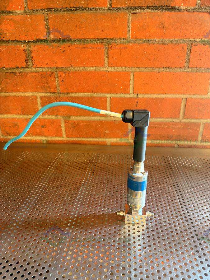 Used Dynisco 2280EGKCA4P19 Pressure Transmitter Explosion Proof 2500 PSIG