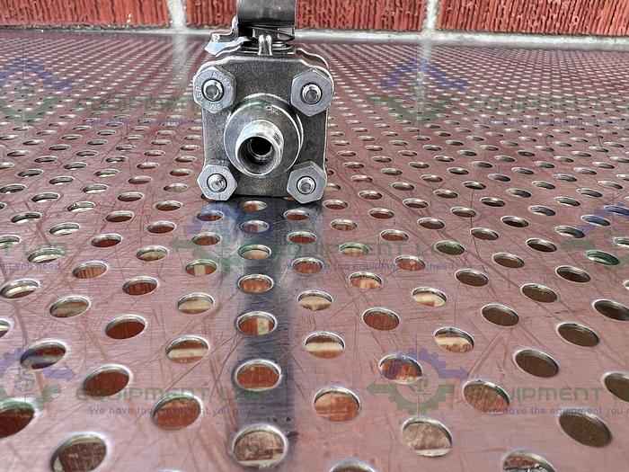 Used Swagelok SS-62TS4 Stainless Steel Ball Valve w/ 3/8" Threaded Fitting, 2200 PSIG