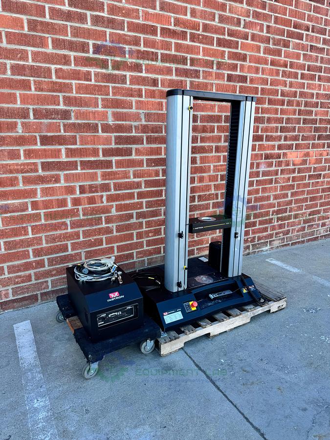 Used Instron 68TM-R / 5564 Dual Column Tensile Compression Tester