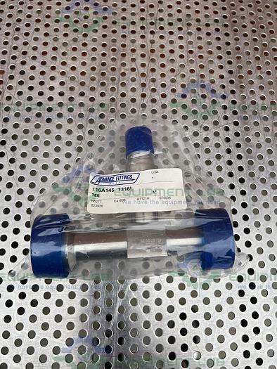 Lot of 2 - Advance Fittings  116A145 Stainless Steel Tee 1" to Threaded Adapter