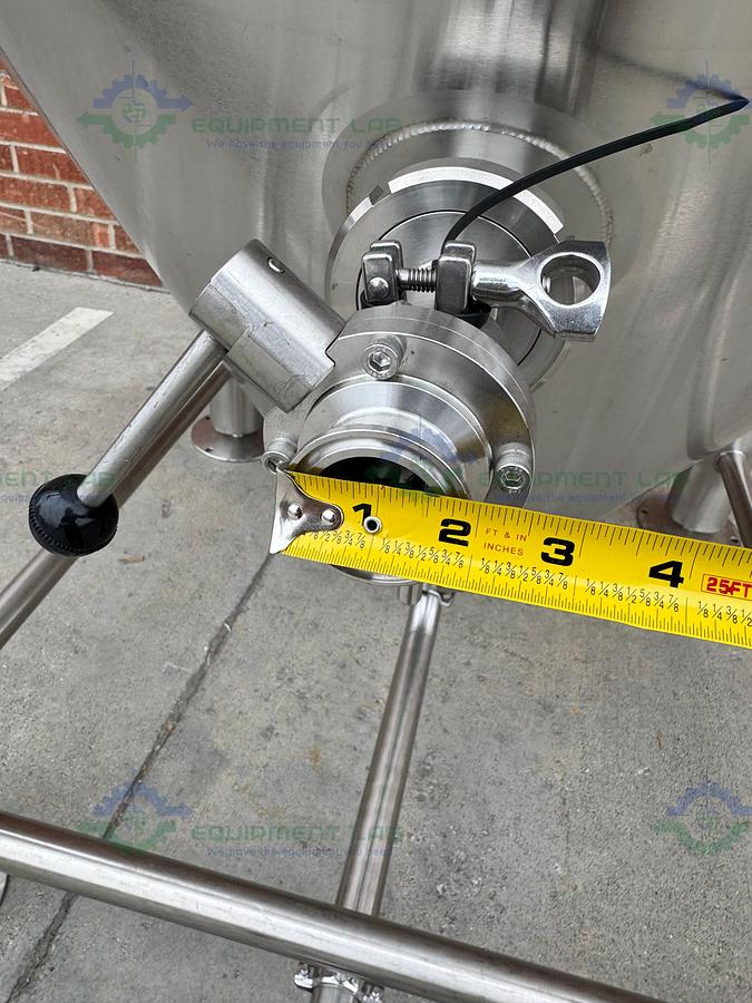 Used Blackstone Ventures 4700 L/30 BBL Stainless Steel Jacketed Fermentation Tank