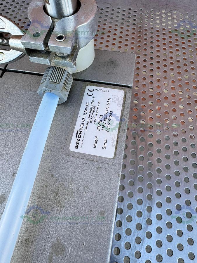 Used Welch ILMVAC 2052B-01 Dry Chemical Duty Diaphragm Pump 115V, 50/60 Hz