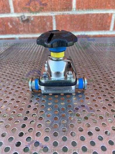 Used Saunders  Diaphragm Valve w/ 1" Sanitary Fit