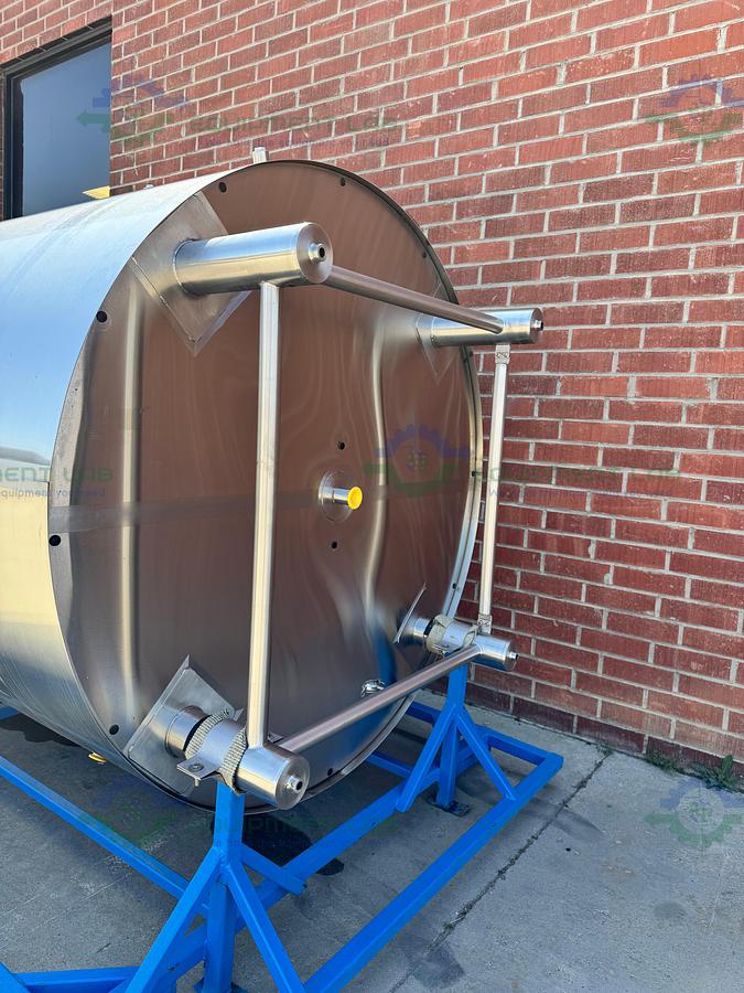 1000 Gallon Stainless Steel Jacketed Vessel / Holding Tank