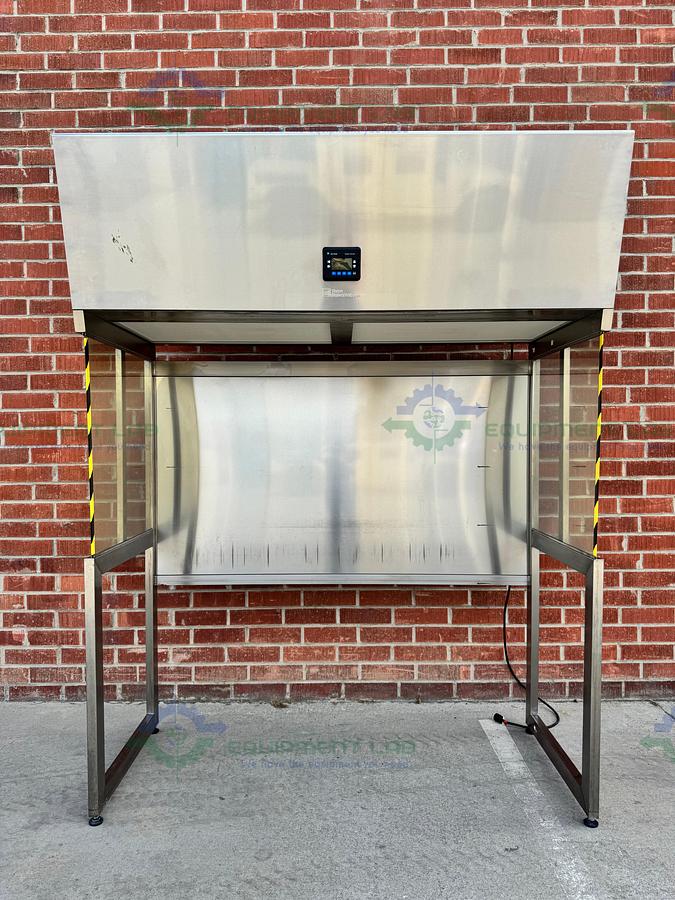 for parts or not working Terra Universal 2001-32-50474 Stainless Steel Laminar Flow Hood 74"