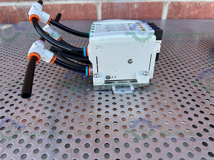 Used SMC EX250-SDN1 Input Output Si Unit w/ Turck JBBS 57-E812 DeviceNet Hub Junction