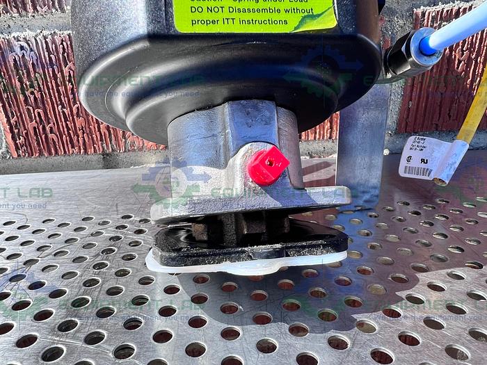 Used ITT Pure-Flo  A208 Diaphragm Valves 90PSI 1" w/ ASCO Valve Positioner