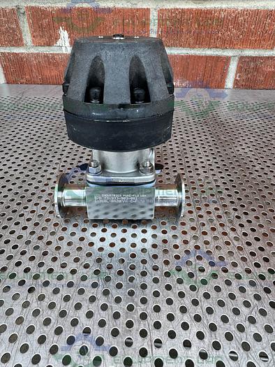 Used ITT Pure Flo Advantage B209  3 - Way Diaphragm Valve w/ 1" Sanitary Fitting