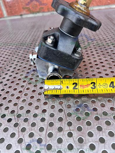 Used ITT Pure Flo 3-Way .75-316L-RA20MAX Diaphragm Valve w/ 3/4" Sanitary Fitting