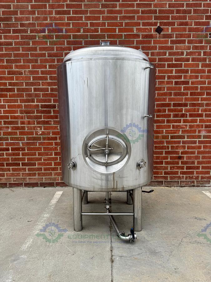 Used Unknown Brand 1000 Gallon Stainless Steel Jacketed Holding Tank