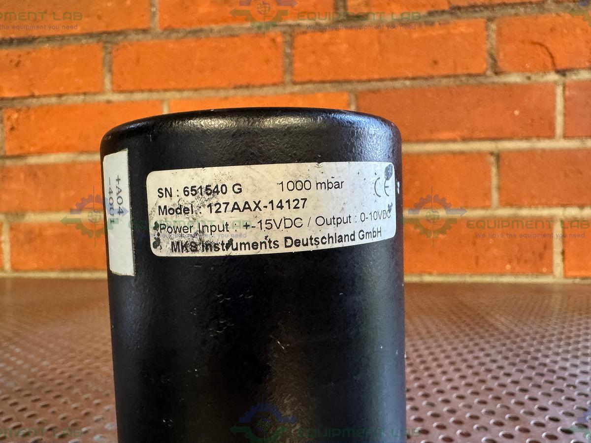 Used MKS Baratron 127AAX-14127  Pressure Transducer 1000 mbar, 15 VDC w/ KF40 Fitting