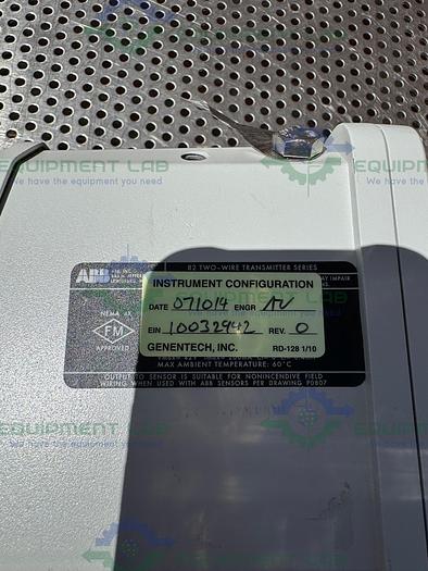 Used ABB  TB82PH1010010 Conductivity Transmitter 4-20 mA w/ Sensor