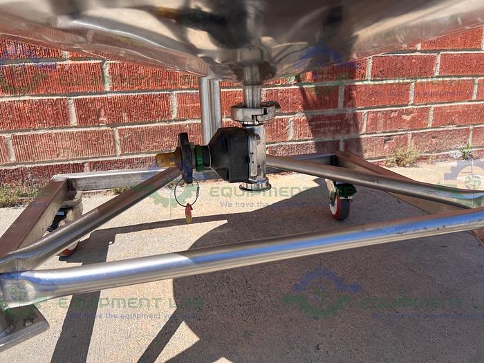 Used Stainless Steel  250 Liter Mixing Tank w/ Top Mixer 1/4 HP