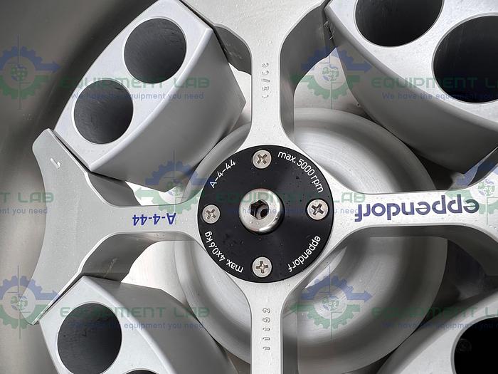 Used Eppendorf 5804 Benchtop Centrifuge w/ Eppendorf A-4-44 Rotor 5000 RPM