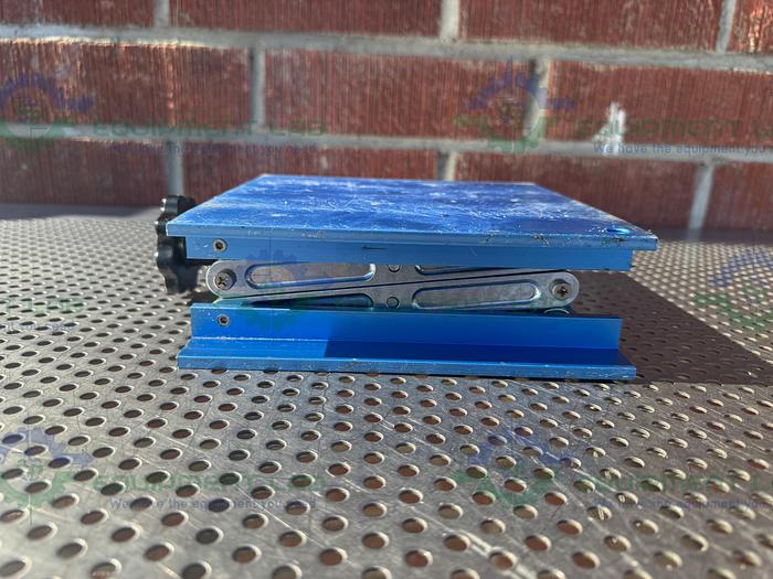 Used Unbranded 8" x 8" x 12" Table-Top Lab Jack