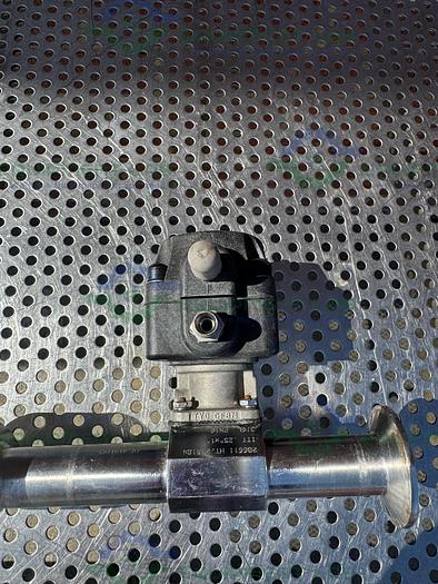 Used ITT Pure Flo 4 -Way Diaphragm Valve w/ 1 1/2" to 1" to 1/4" Sanitary Fitting