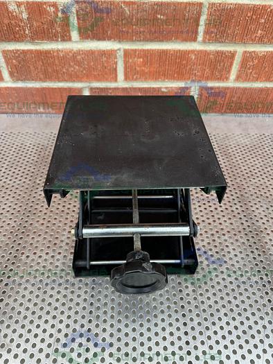 Used Unknown   8" x 8" x 14 1/2" Table-Top Lab Jack