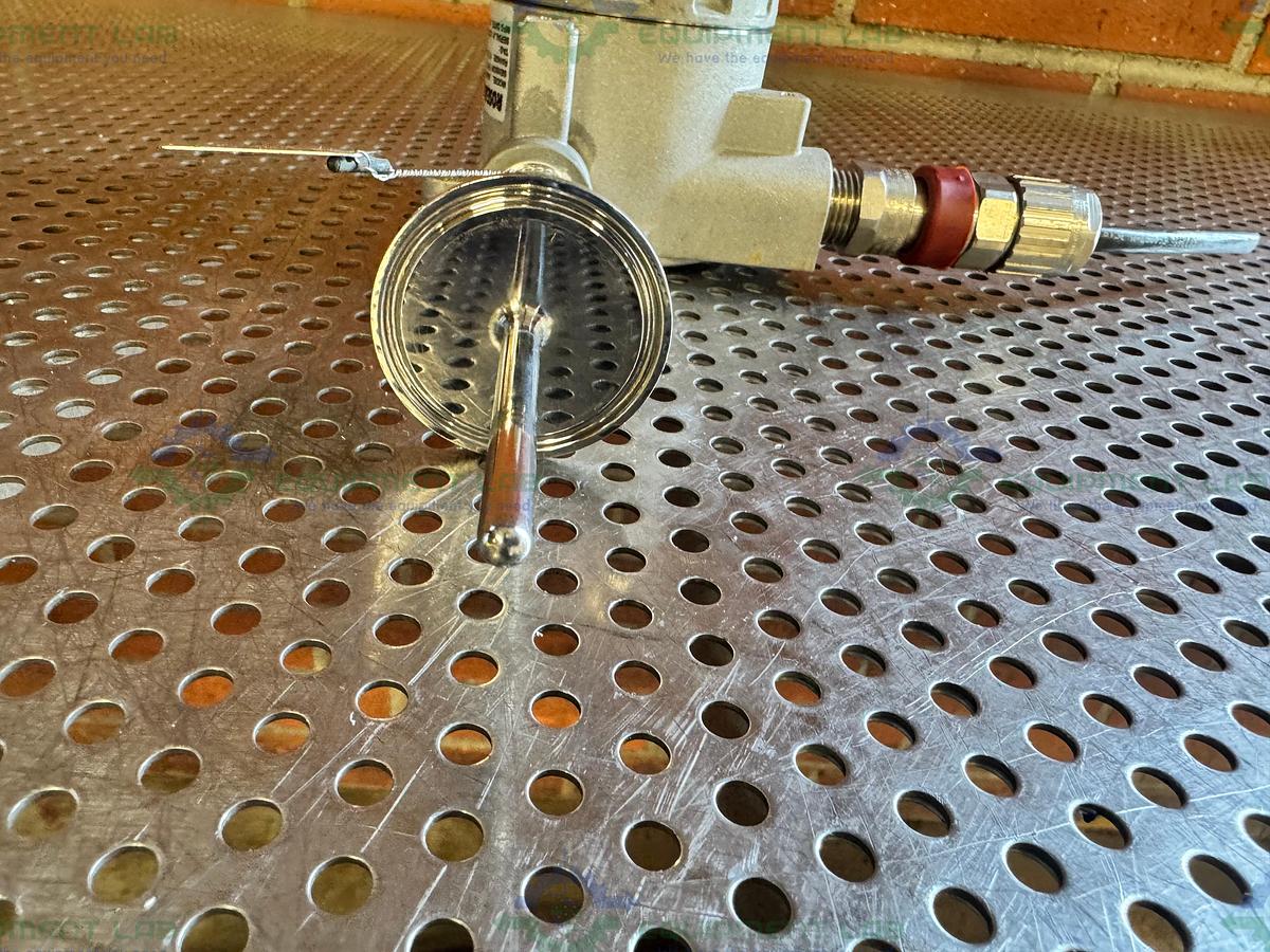 Used Rosemount 644HAKBXAJ8M4Q4 Digital Temperature Transmitter 0-200C