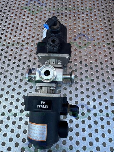 Used 2 Gemu Stainless Steel  3-way Diaphragm Valve w/ 1/2" Sanitary Fitting