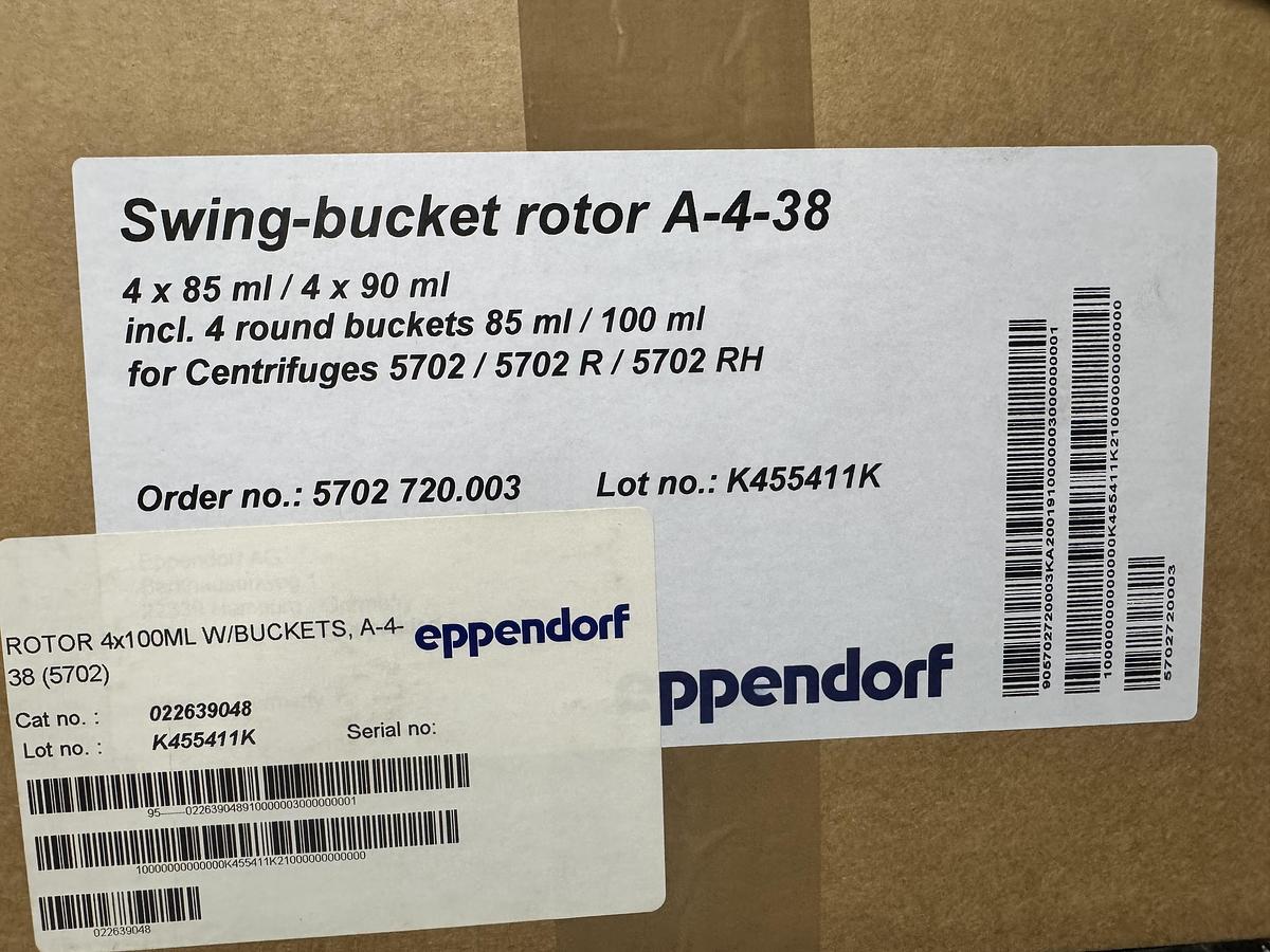 Eppendorf 5702R Refrigerated Centrifuge w/ Swing Bucket Rotor and Accessories