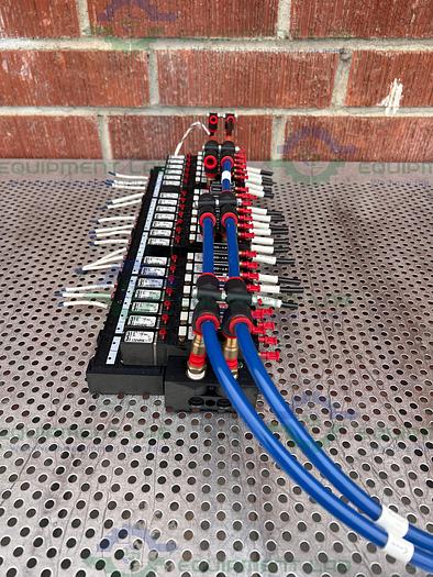 Used Lot of 20 - Burkert 132489R Solenoid Valve, 24V, PN2-8 Bar