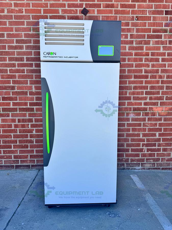 Used Caron 7001-33-1 Reach In Refrigerated Incubator  5 to +70°C, 33 Cu, Ft, 115 V