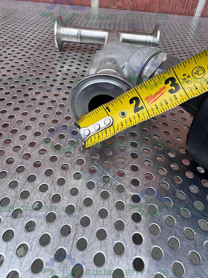 Used Gemu 554/25/D55 Pneumatic Angle Seat Globe Valve w/ 1" Sanitary Fitting