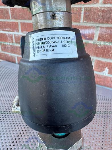 Used Gemu 554/40/D55345 Pneumatic Angle Seat Globe Valve w/ 1 1/2" Sanitary Fitting