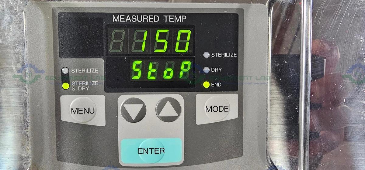 Used Yamato SM501 Standard Laboratory Use Autoclave / Sterilizer with Dryer 47L, 115V