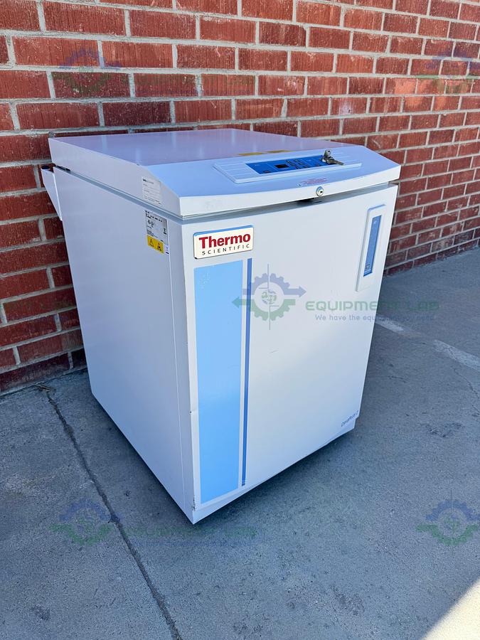 Used Thermo 7402 CryoPlus 2 Autofill Cryogenic Storage 100-120V