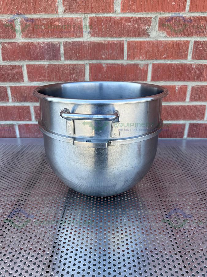 Used Hobart Model 30SST Stainless Steel 30 Qt. Mixer Bowl 30 SST NSF