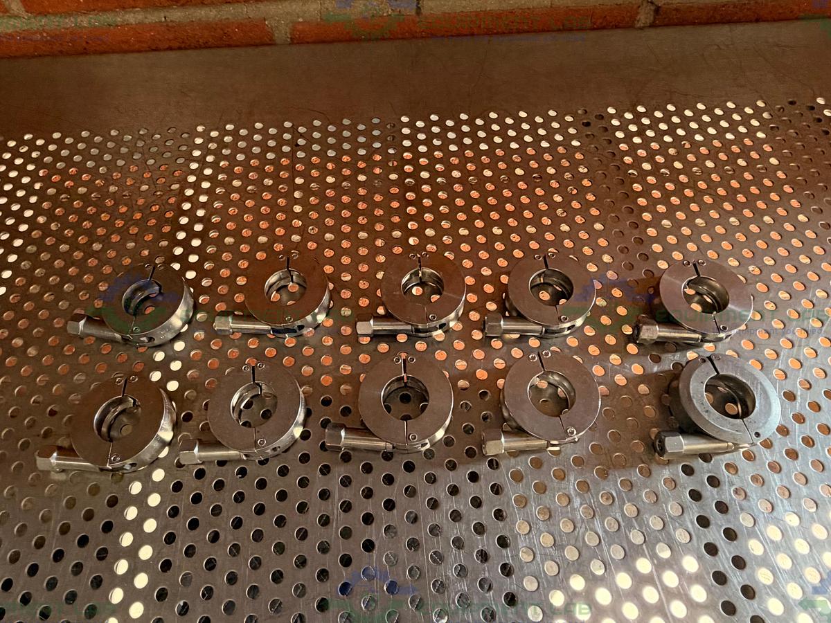 Used Lot of 10 - AN Corp Stainless Steel KF 16/10 Vacuum Clamp