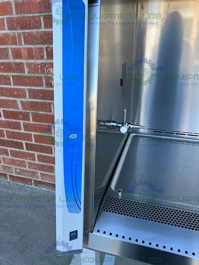 Used Labconco 302611100 Class II Type A2 Logic + Biological Safety Cabinet 6 Ft, 115V