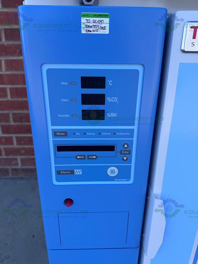 Used Thermo Forma 3310 Steri-Cult Double Stack CO2 Incubator, 11 cu. ft, 50°C MFG 21