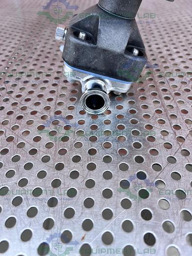 Used ITT Pure Flo .75-316L-RA15MAX-CWP150 Diaphragm Valve w/ 3/4" Sanitary Fitting