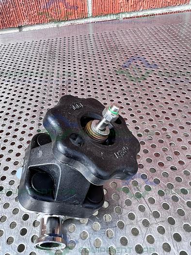 Used ITT Pure Flo  .75-316L-RA25MAX-CWP150 Diaphragm Valve w/ 3/4" Sanitary Fitting