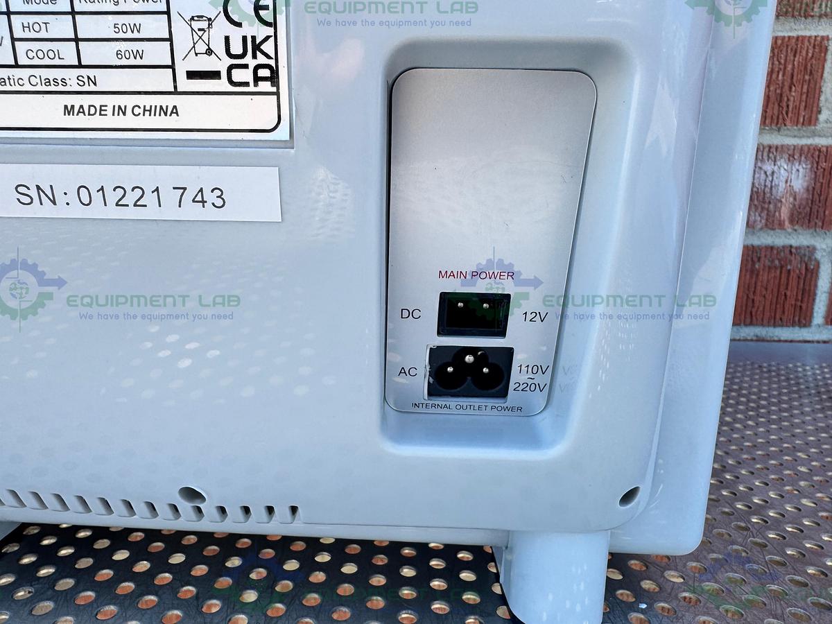 Benchmark H2200-HC MyTemp Mini Digital Incubator 5C to 75C 20 L 0.75 cu ft