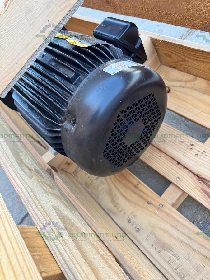 Grundfos CRN45-2 A96426379 MultiStage centrifugal Pump w/ Baldor 15 HP Pump