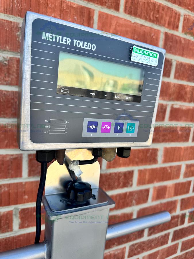 Used Mettler Toledo 2888 Stainless Steel Scale w/ HAWK Readout 1000 lbs  36 x 36